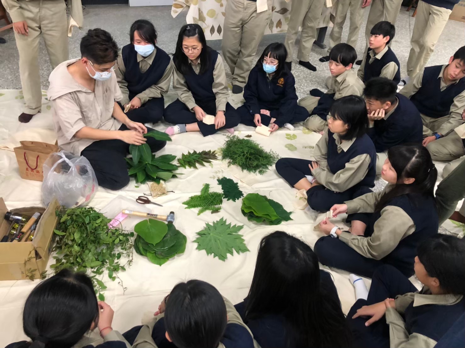 南投縣爽文國中資訊網